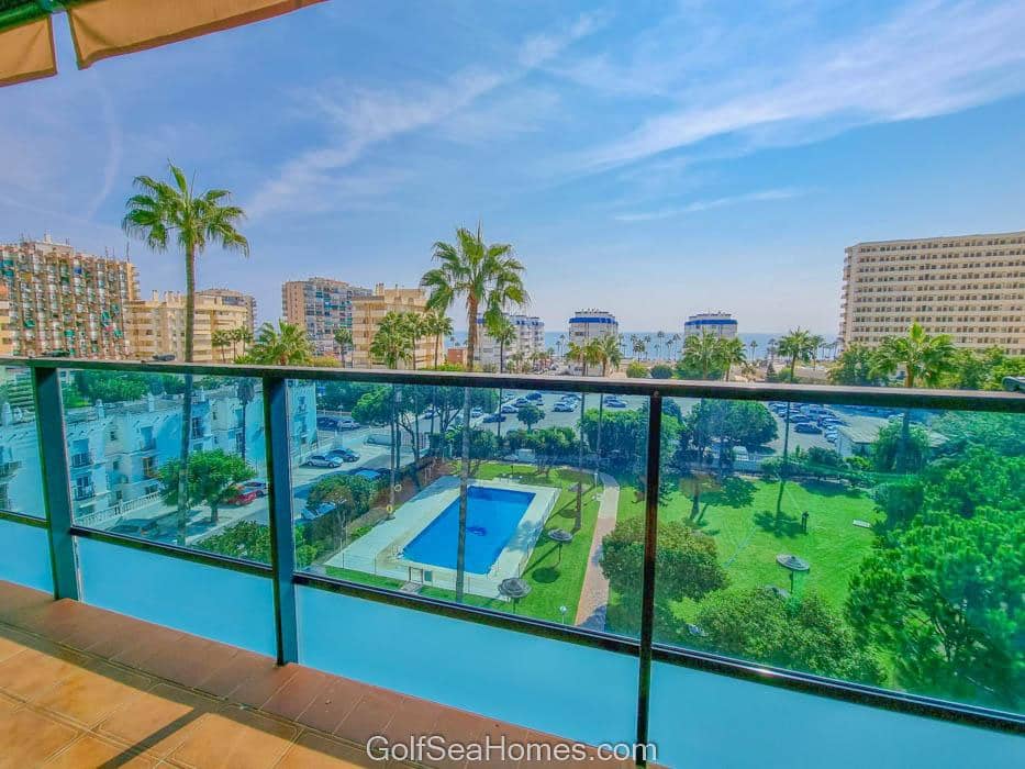 2 Zimmer Wohnung zu vermieten in Benalmadena Costa mit Pool Garage - 950 € (Ref: 6680804)