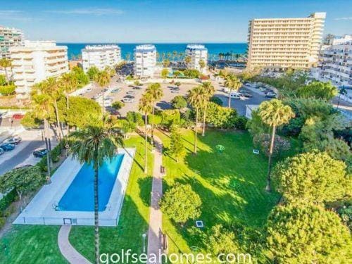 2 Zimmer Wohnung zu vermieten in Benalmadena Costa mit Pool Garage - 950 € (Ref: 6680804)