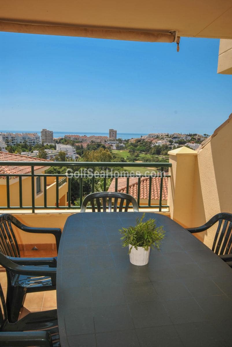 2 bedroom Flat for rent in Torrequebrada with pool garage - € 1,250 (Ref: 7844090)