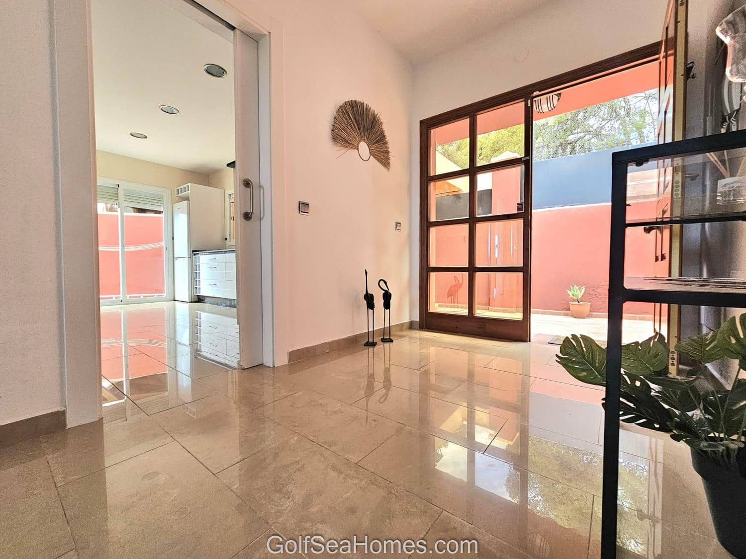 Chalet de 4 habitaciones en Torremolinos en venta con piscina garaje - 850.000 € (Ref: 8132898)