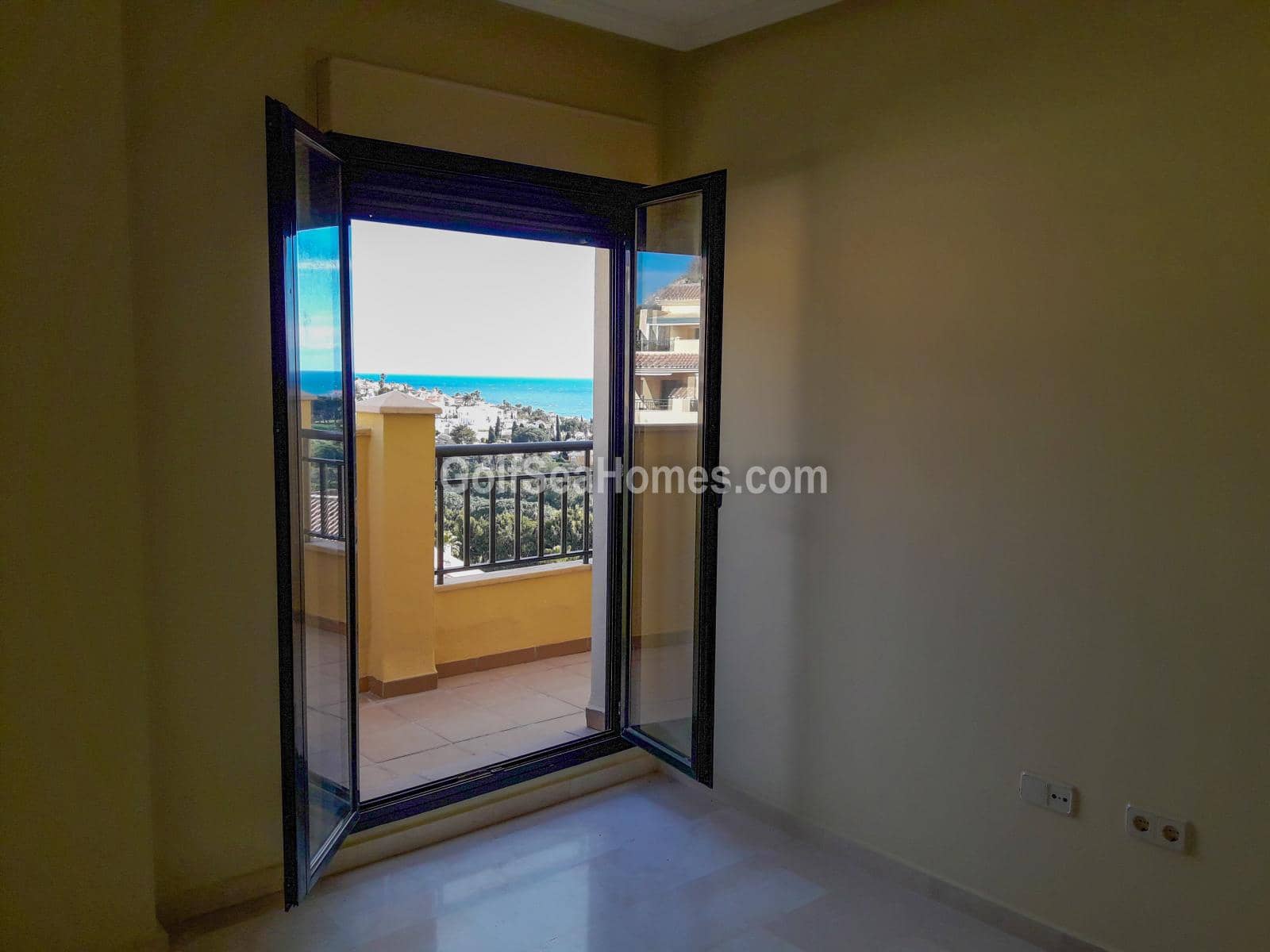 2 Zimmer Wohnung zu verkaufen in Benalmadena Costa mit Pool Garage - 450.000 € (Ref: 9058291)