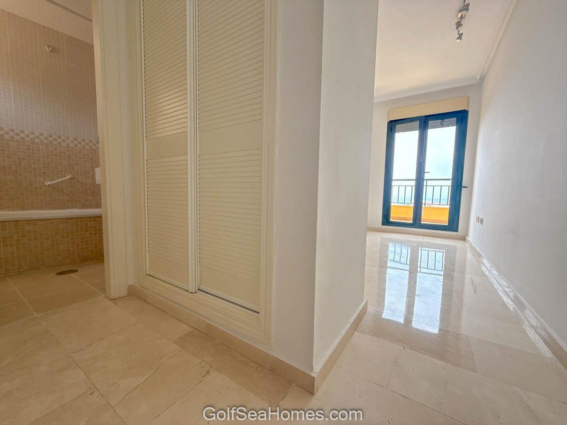 2 Zimmer Wohnung zu verkaufen in Benalmadena Costa mit Pool Garage - 450.000 € (Ref: 9058291)