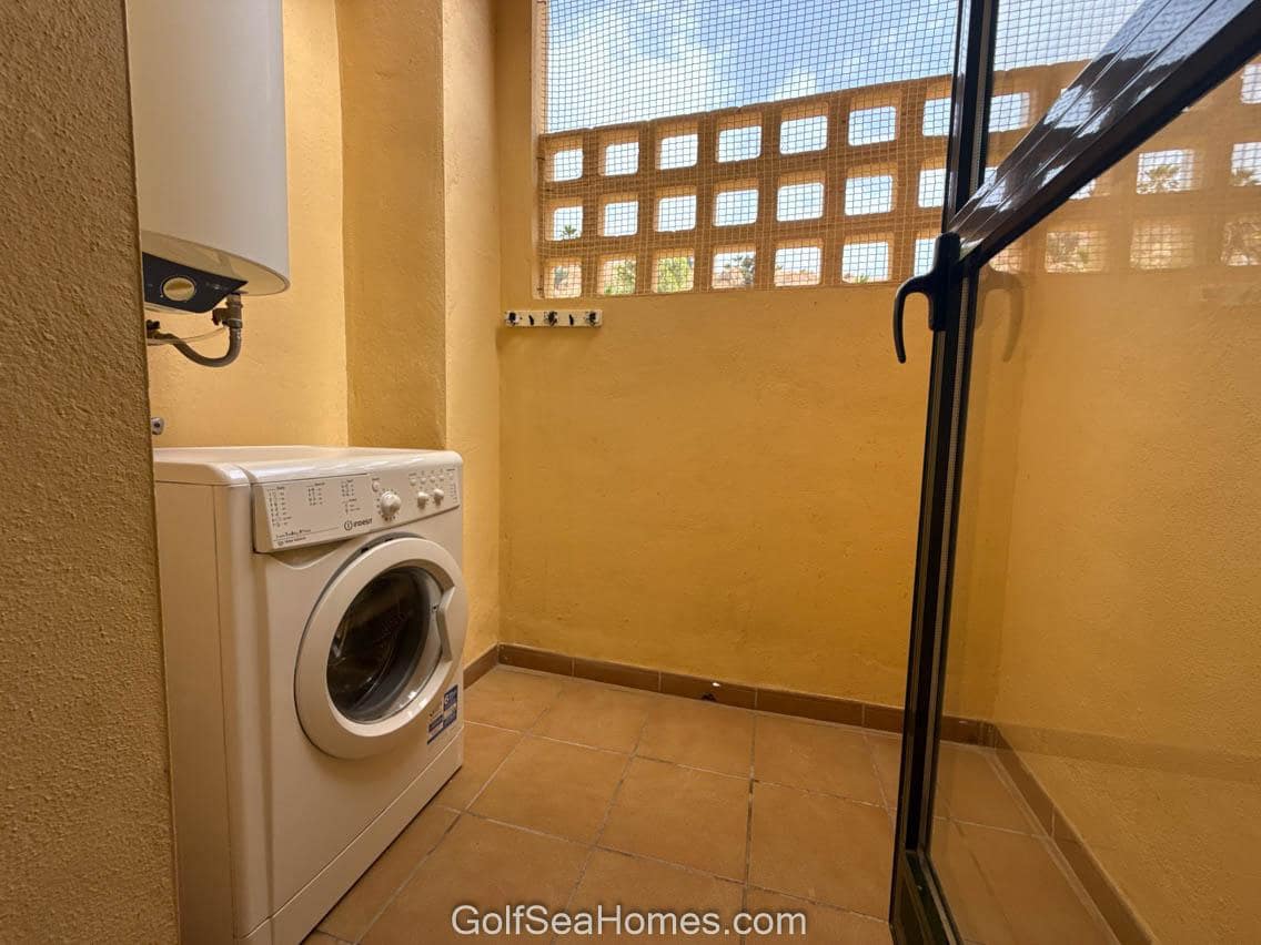 2 Zimmer Wohnung zu verkaufen in Benalmadena Costa mit Pool Garage - 450.000 € (Ref: 9058291)