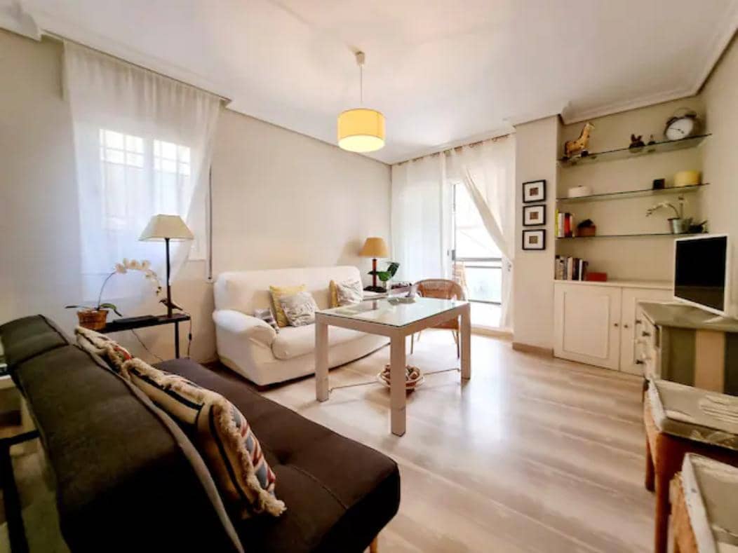 Piso de 1 habitación en Fuengirola en alquiler con garaje - 775 € (Ref: 9058293)