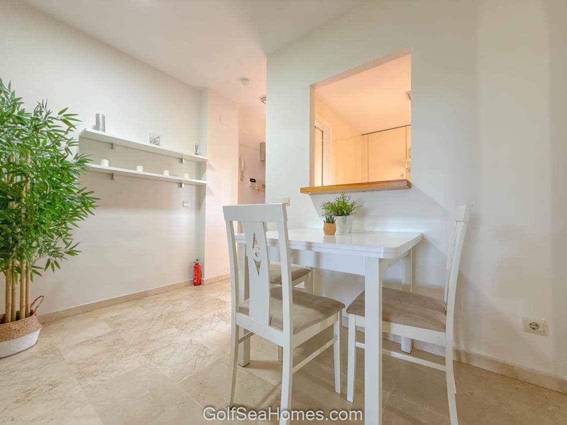 1 bedroom Flat for rent in Mijas with pool garage - € 950 (Ref: 9058294)