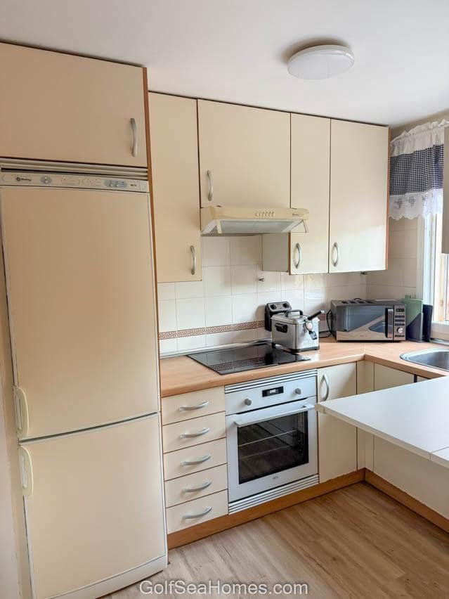 2 soveværelse Lejlighed til leje i Mijas med swimmingpool garage - € 1.100 (Ref: 9198269)