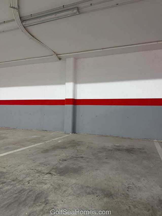 1 soveværelse Lejlighed til leje i Benalmadena med garage - € 950 (Ref: 9296322)