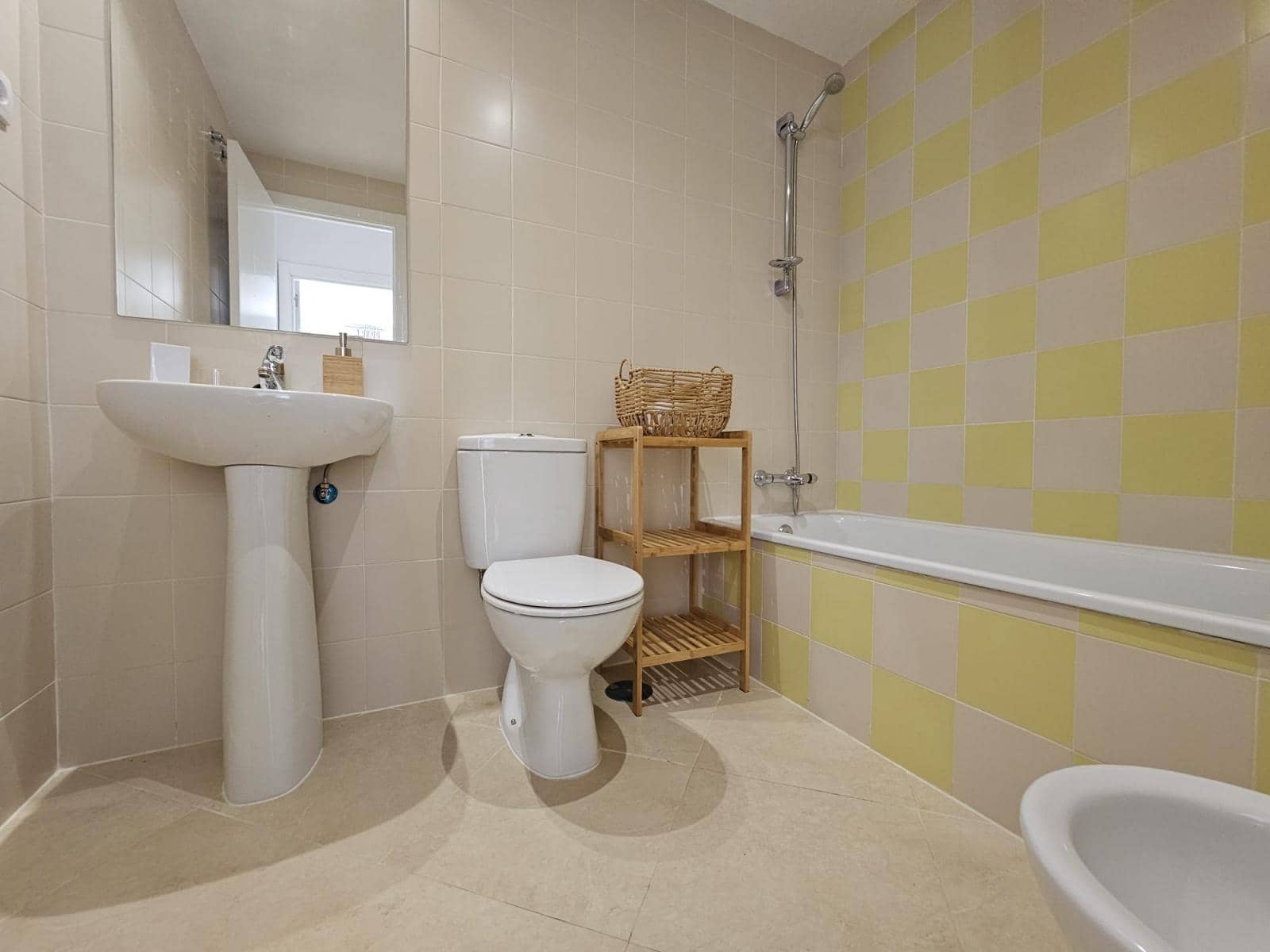 1 soveværelse Lejlighed til leje i Benalmadena med garage - € 950 (Ref: 9296322)