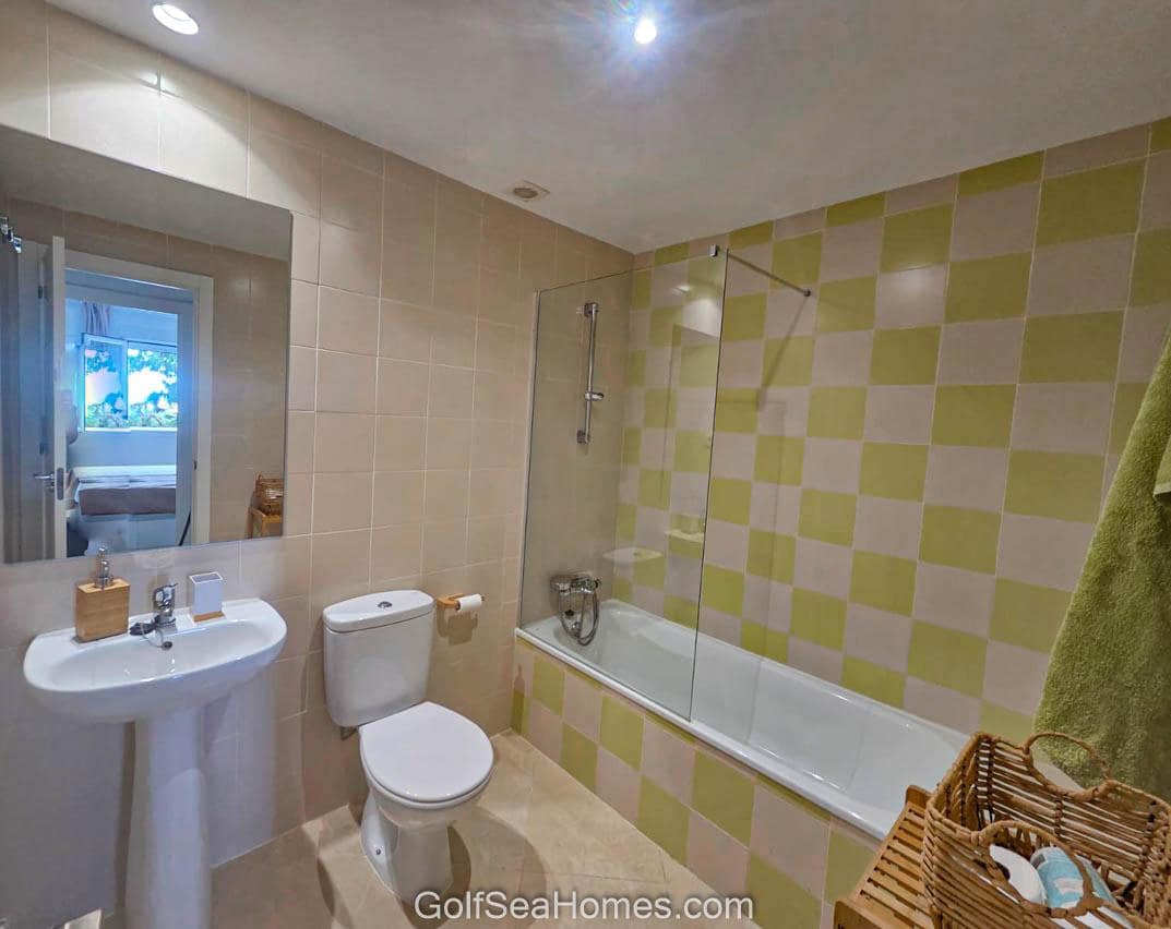 1 bedroom Flat for rent in Benalmadena with garage - € 925 (Ref: 9296322)