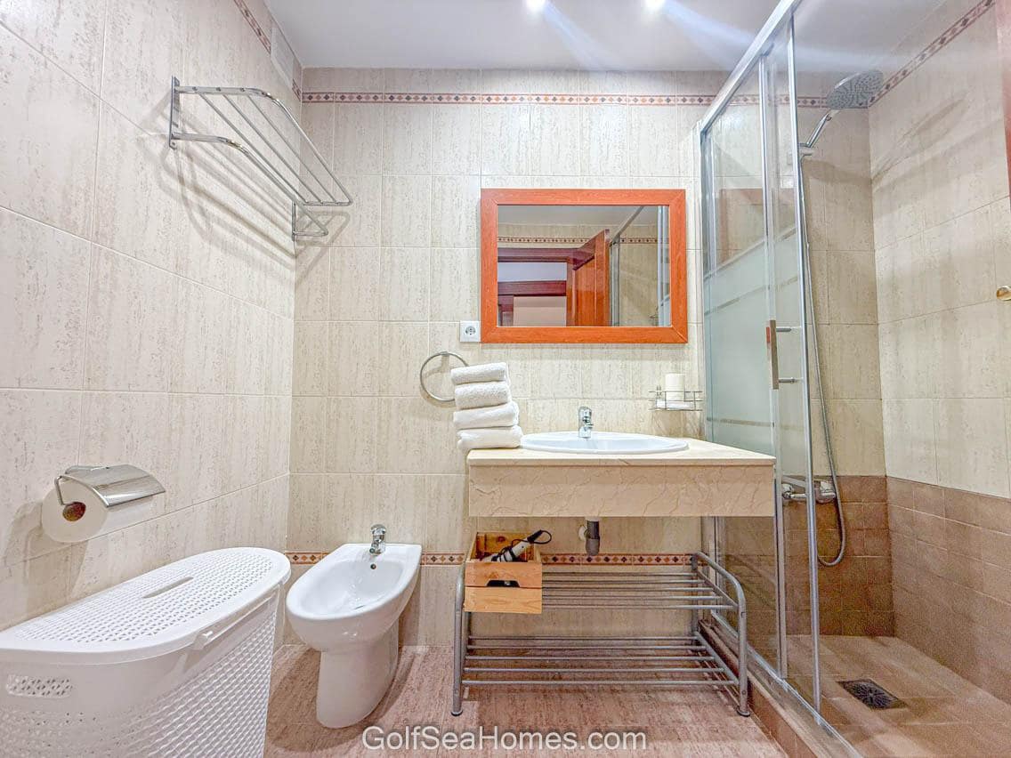 2 slaapkamer Flat te huur in Marbella met zwembad garage - € 1.600 (Ref: 9306413)