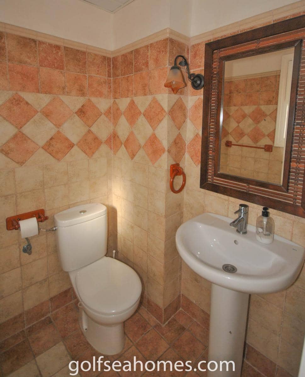 Chalet de 4 habitaciones en Benalmadena Costa en alquiler con piscina garaje - 3.500 € (Ref: 9478519)