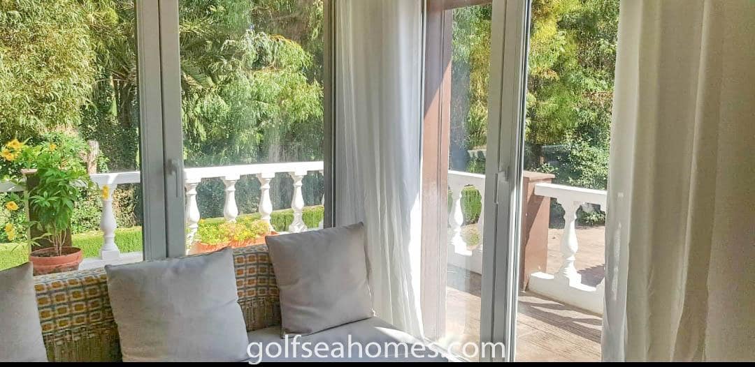 Chalet de 4 habitaciones en Benalmadena Costa en alquiler con piscina garaje - 3.500 € (Ref: 9478519)