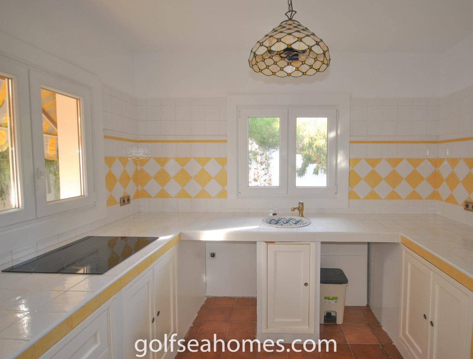 Chalet de 4 habitaciones en Benalmadena Costa en alquiler con piscina garaje - 3.500 € (Ref: 9478519)