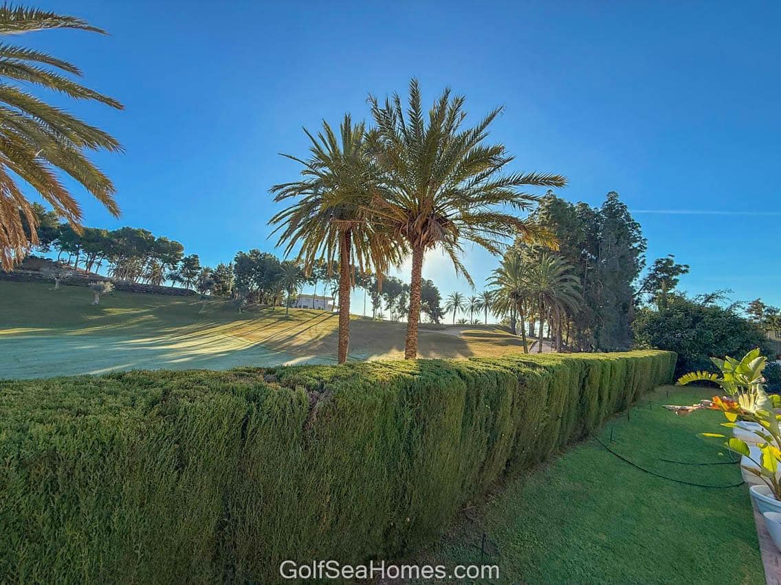 Chalet de 4 habitaciones en Benalmadena Costa en alquiler con piscina garaje - 3.500 € (Ref: 9478519)