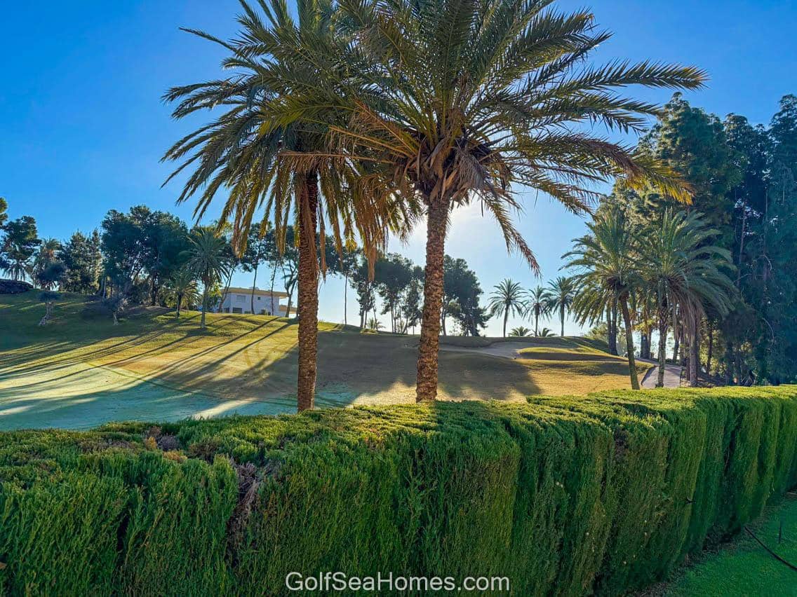 Chalet de 4 habitaciones en Benalmadena Costa en alquiler con piscina garaje - 3.500 € (Ref: 9478519)