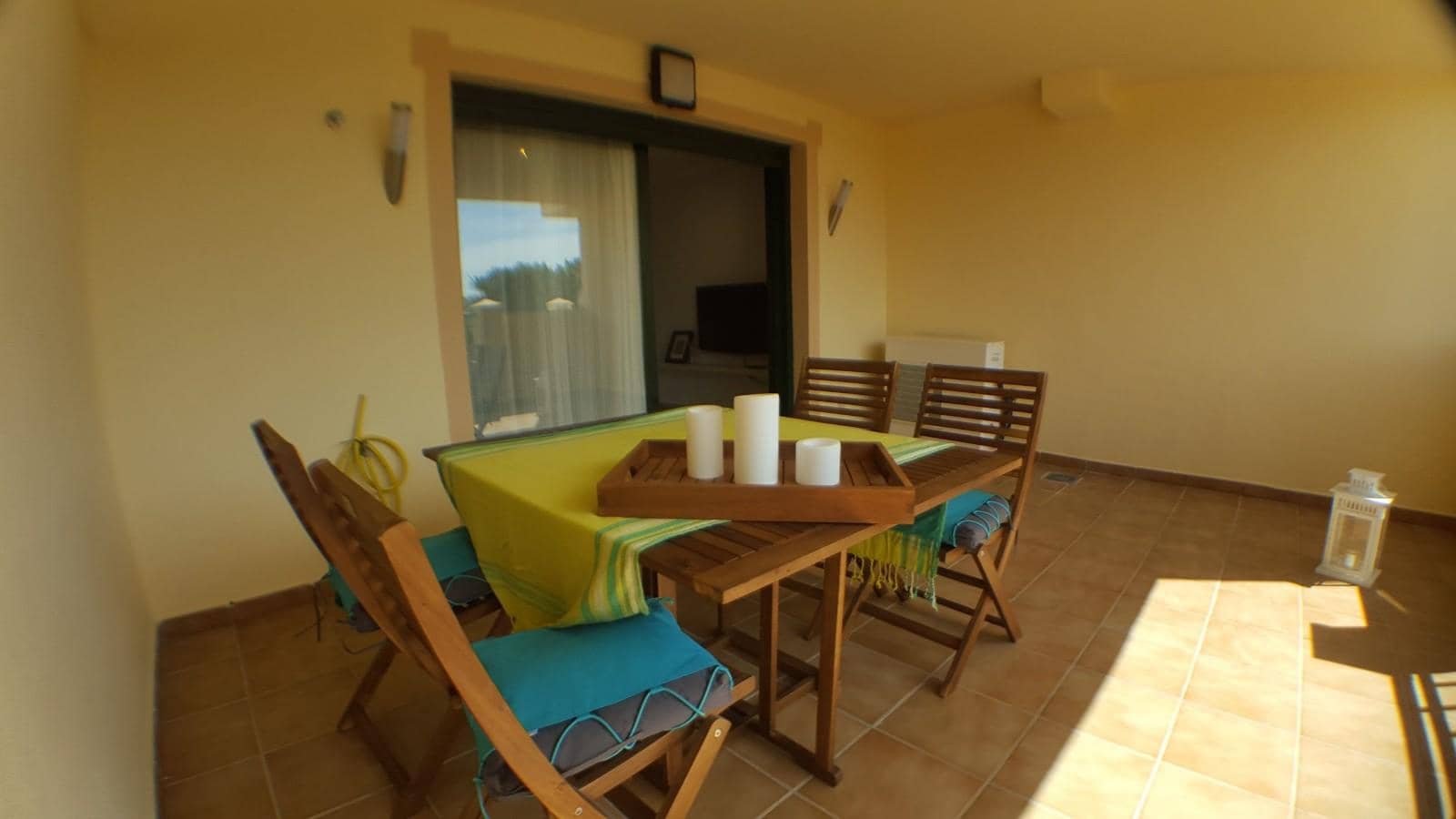 2 slaapkamer Flat te huur in Torrequebrada met zwembad garage - € 1.400 (Ref: 9506242)