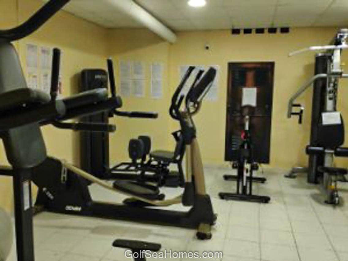 2 bedroom Flat for rent in Torrequebrada with pool garage - € 1,400 (Ref: 9506242)