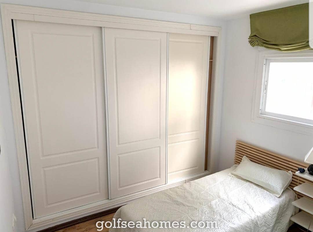 Piso de 3 habitaciones en Benalmadena Costa en alquiler con piscina garaje - 2.000 € (Ref: 9520510)