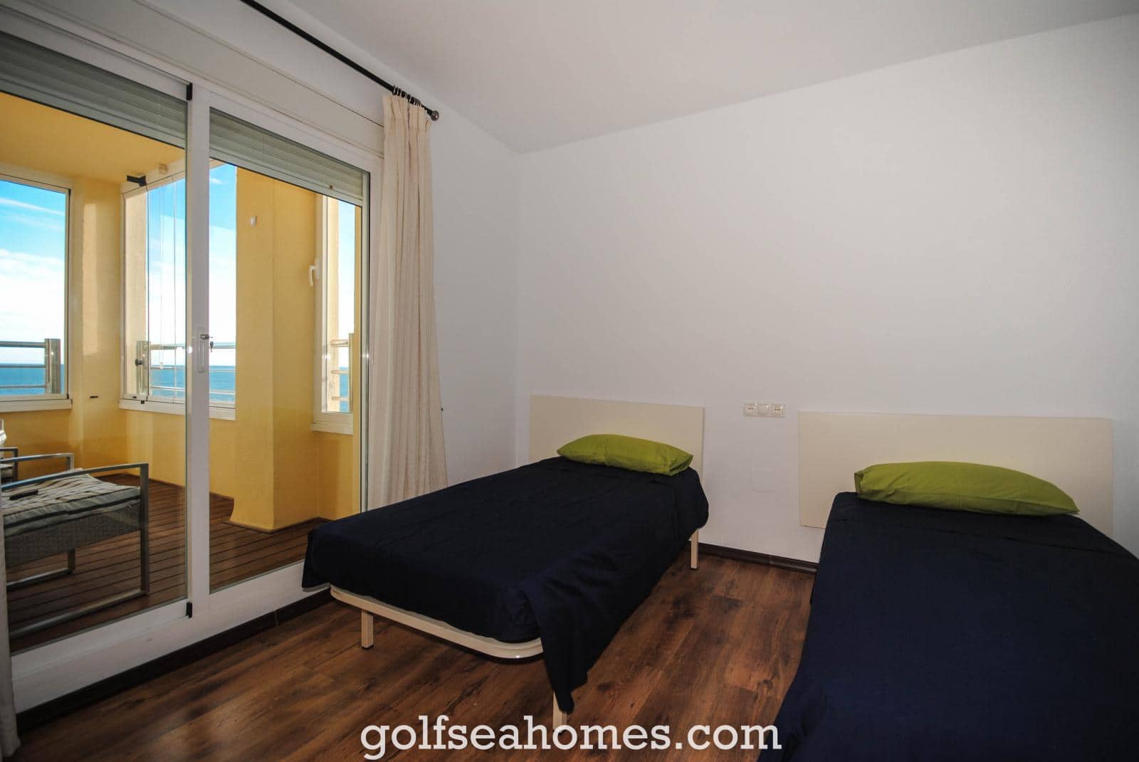 Piso de 3 habitaciones en Benalmadena Costa en alquiler con piscina garaje - 2.000 € (Ref: 9520510)