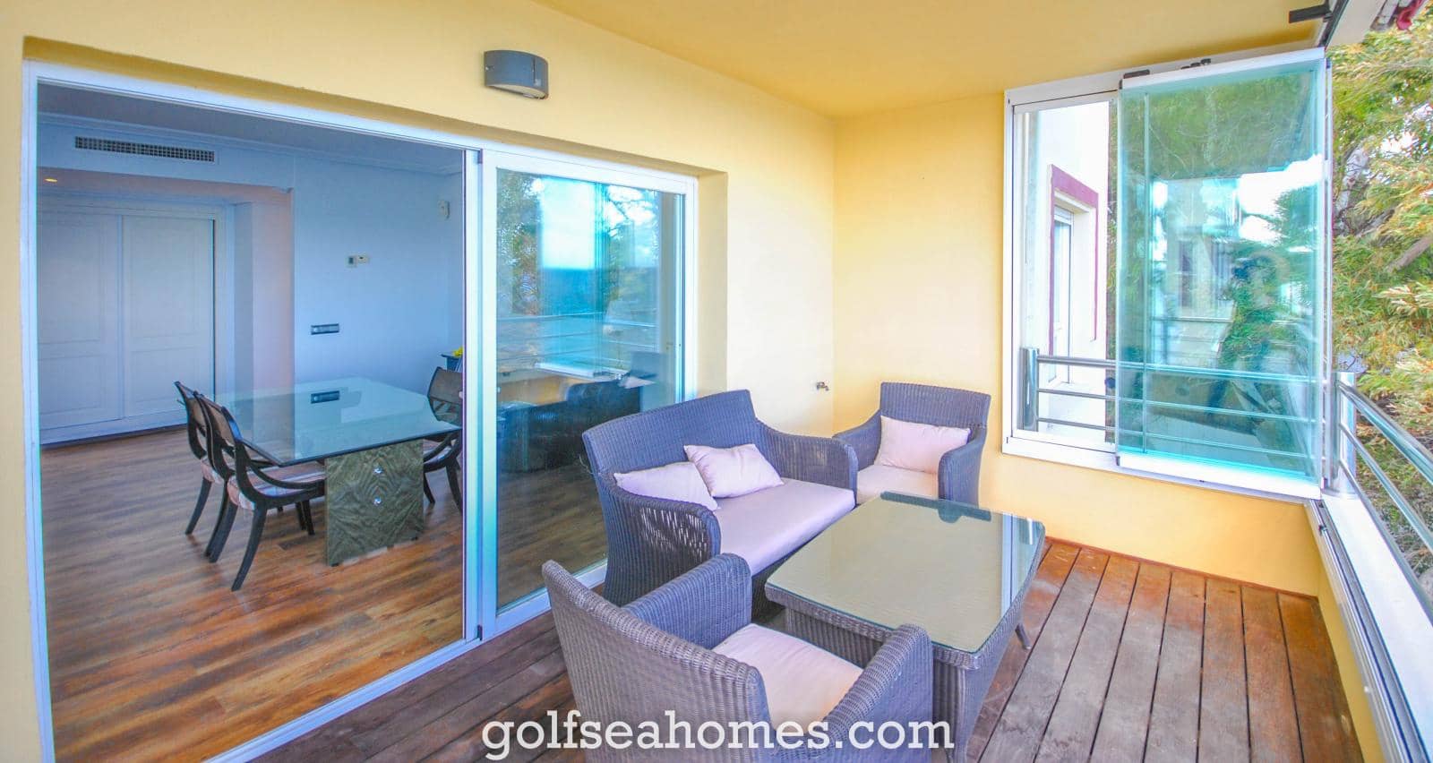 Piso de 3 habitaciones en Benalmadena Costa en alquiler con piscina garaje - 2.000 € (Ref: 9520510)