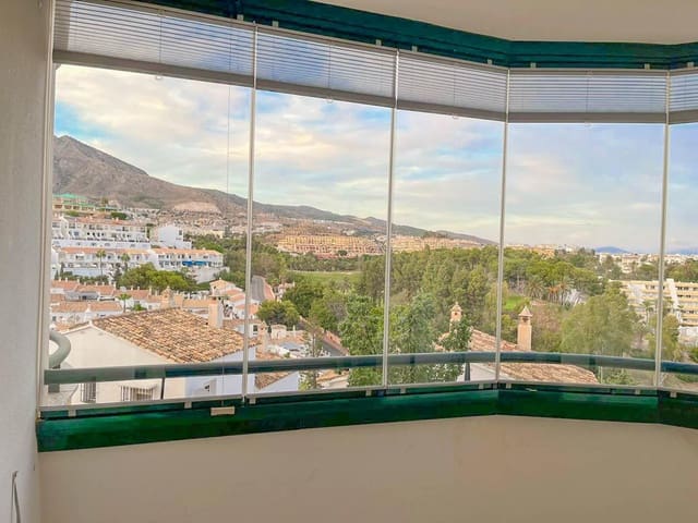 1 quarto Apartamento para arrendar em Nueva Torrequebrada, Benalmádena com piscina garagem - 850 € (Ref: 9521070)