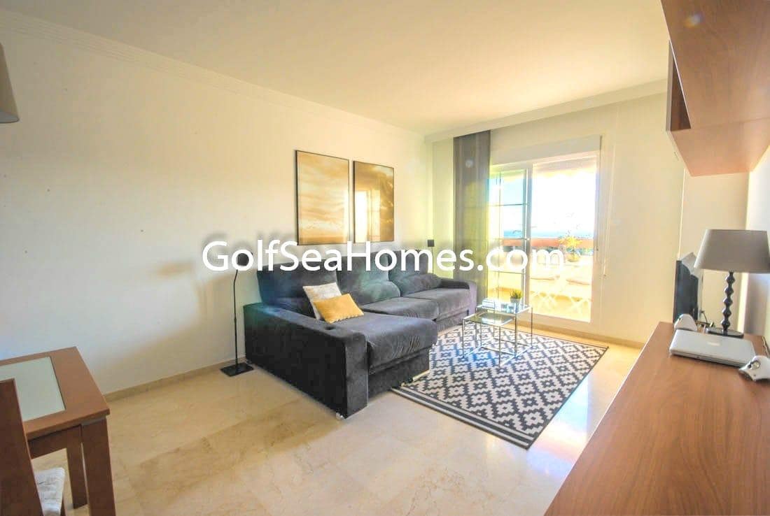 2 makuuhuone Asunto myytävänä paikassa Torrequebrada mukana uima-altaan 
autotalli - 350 000 € (Ref: 9573693)