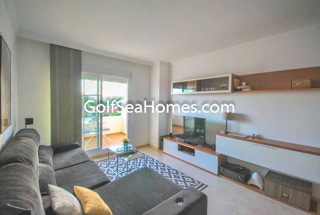 2 makuuhuone Asunto myytävänä paikassa Torrequebrada mukana uima-altaan 
autotalli - 350 000 € (Ref: 9573693)