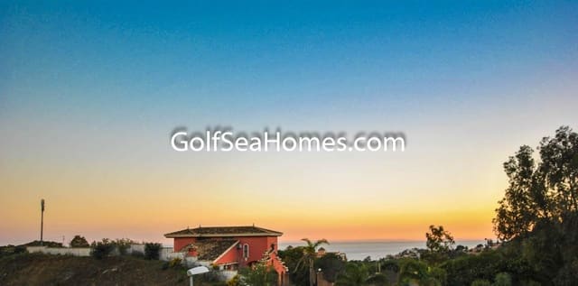 2 makuuhuone Asunto myytävänä paikassa Torrequebrada, Benalmádena mukana uima-altaan 
autotalli - 330 000 € (Ref: 9573693)