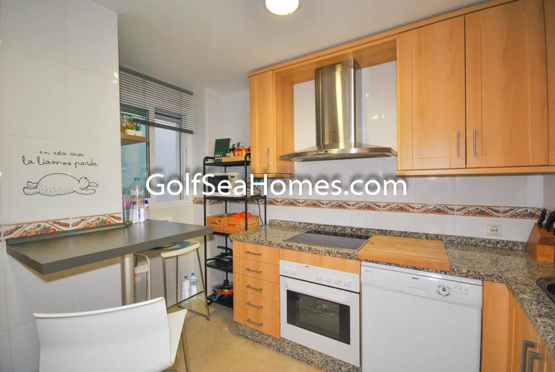 2 makuuhuone Asunto myytävänä paikassa Torrequebrada mukana uima-altaan 
autotalli - 350 000 € (Ref: 9573693)