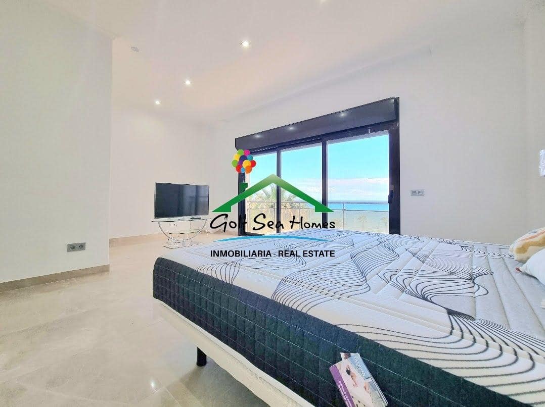 Apartamento de 4 habitaciones en Torremolinos en alquiler con piscina garaje - 3.000 € (Ref: 9573694)