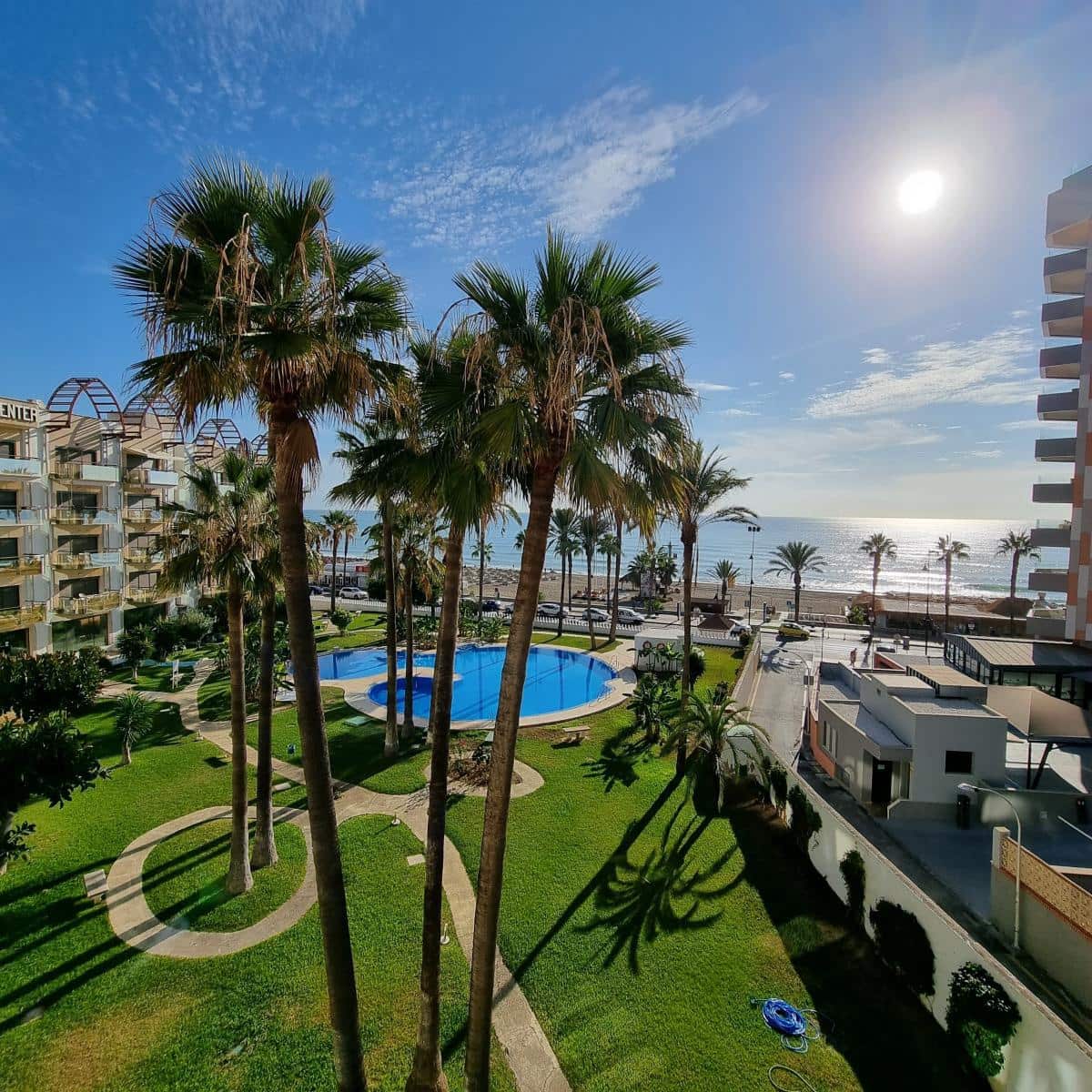 Apartamento de 4 habitaciones en Torremolinos en alquiler con piscina garaje - 3.000 € (Ref: 9573694)