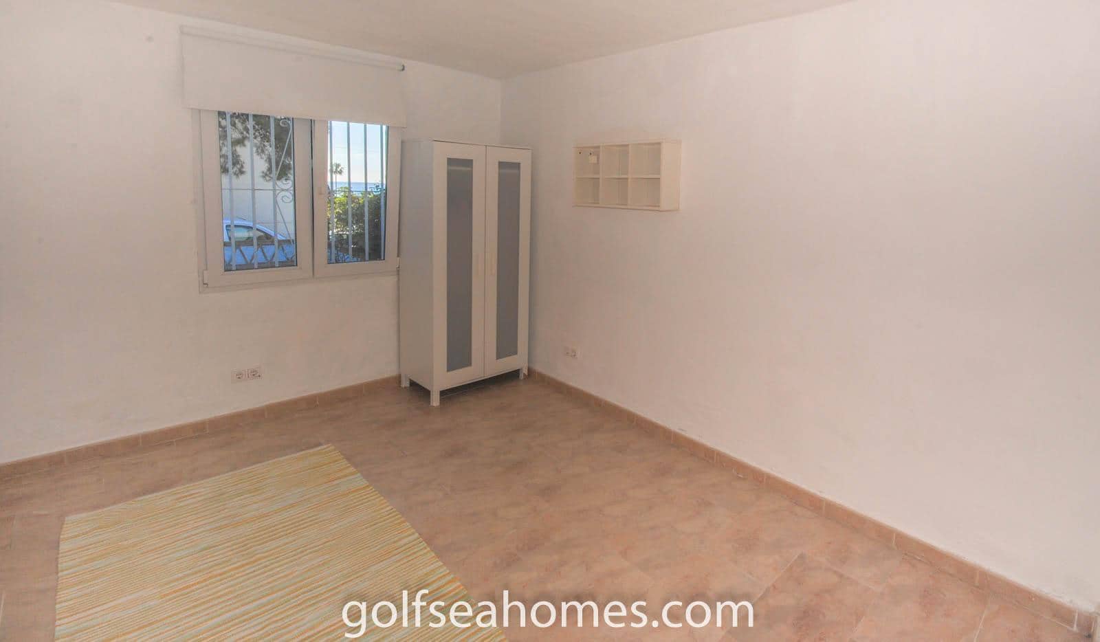 3 camera da letto Villetta Bifamiliare da affittare in Mijas Costa con piscina garage - 2.000 € (Rif: 9573695)