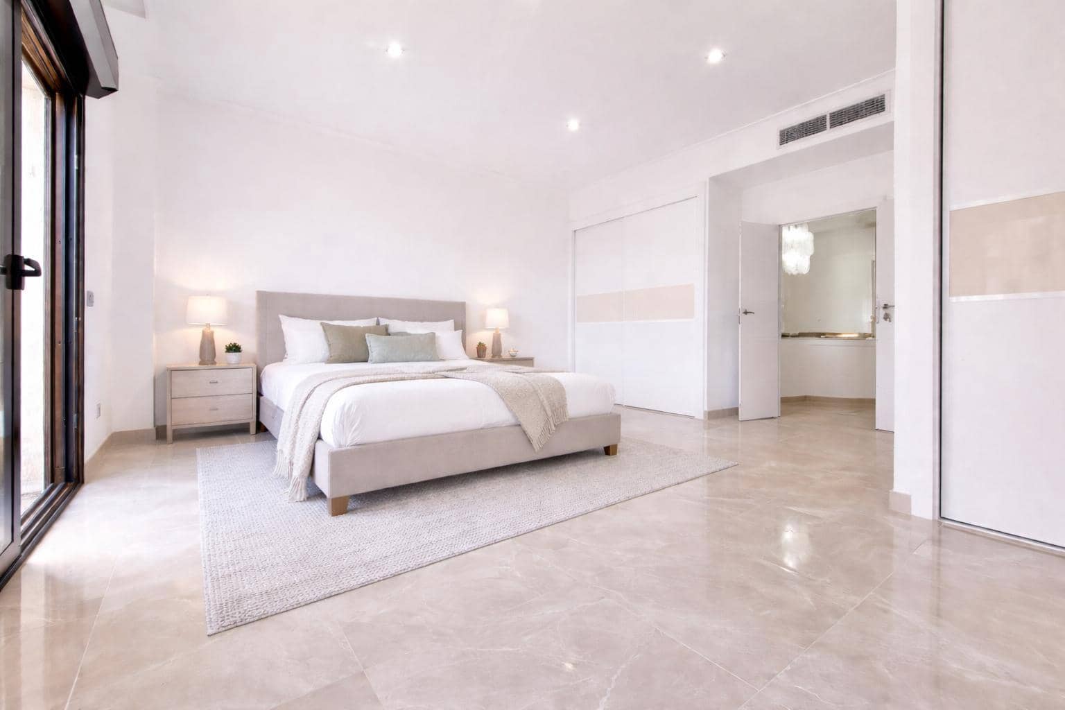 4 soveværelse Lejlighed til salg i Torremolinos med swimmingpool garage - € 1.200.000 (Ref: 9782910)