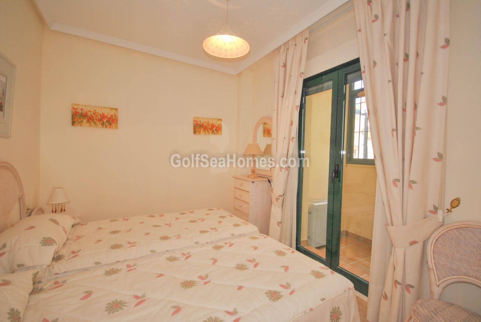2 bedroom Apartment for sale in Benalmadena Costa with pool garage - € 398,000 (Ref: 9840662)