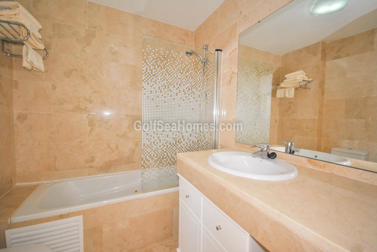 2 bedroom Apartment for sale in Benalmadena Costa with pool garage - € 398,000 (Ref: 9840662)