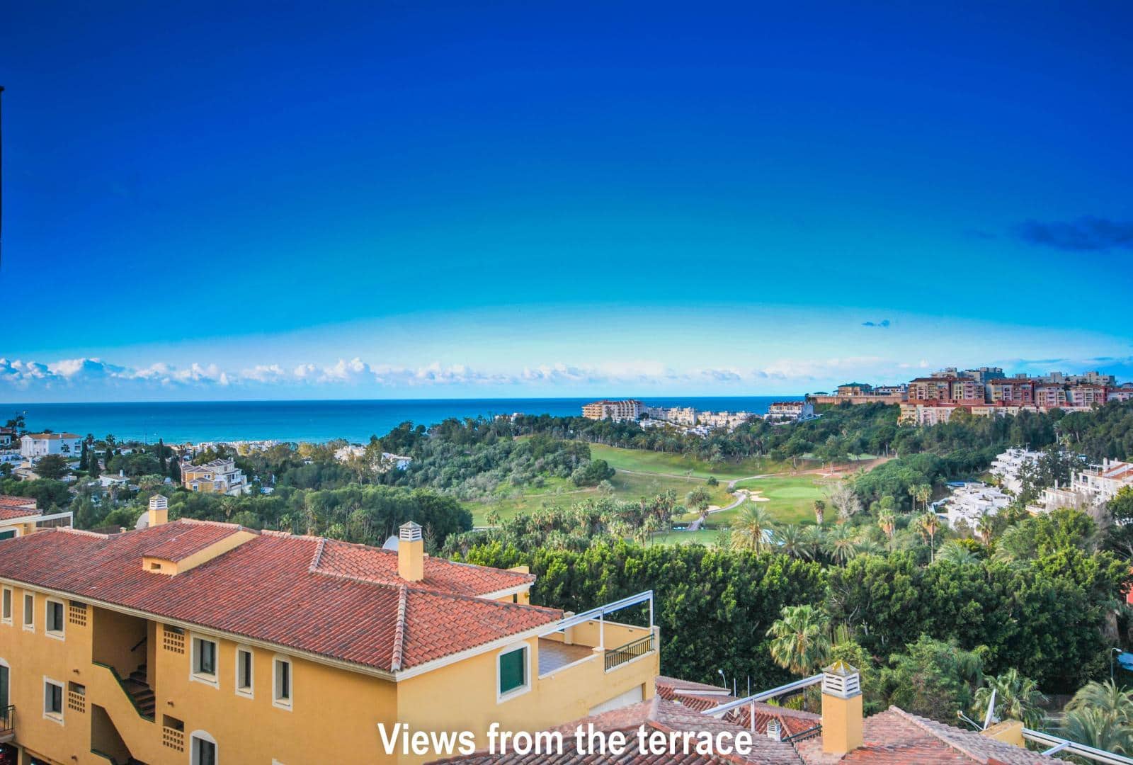 2 bedroom Apartment for sale in Benalmadena Costa with pool garage - € 398,000 (Ref: 9840662)