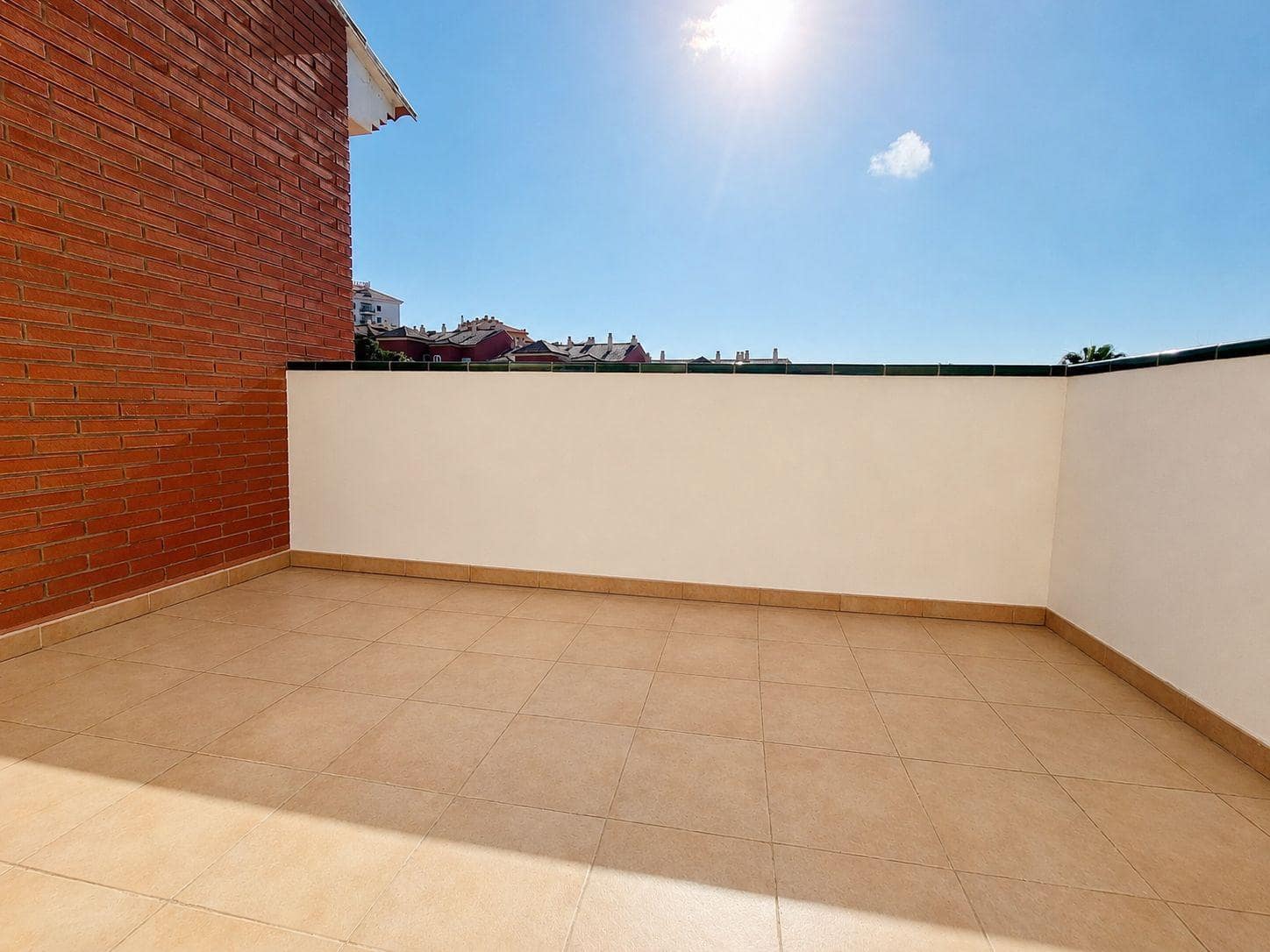 5 slaapkamer Villa te koop in Torrequebrada met zwembad garage - € 950.000 (Ref: 9850063)