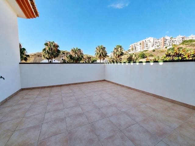5 slaapkamer Villa te koop in Torrequebrada, Benalmádena met zwembad garage - € 950.000 (Ref: 9850063)