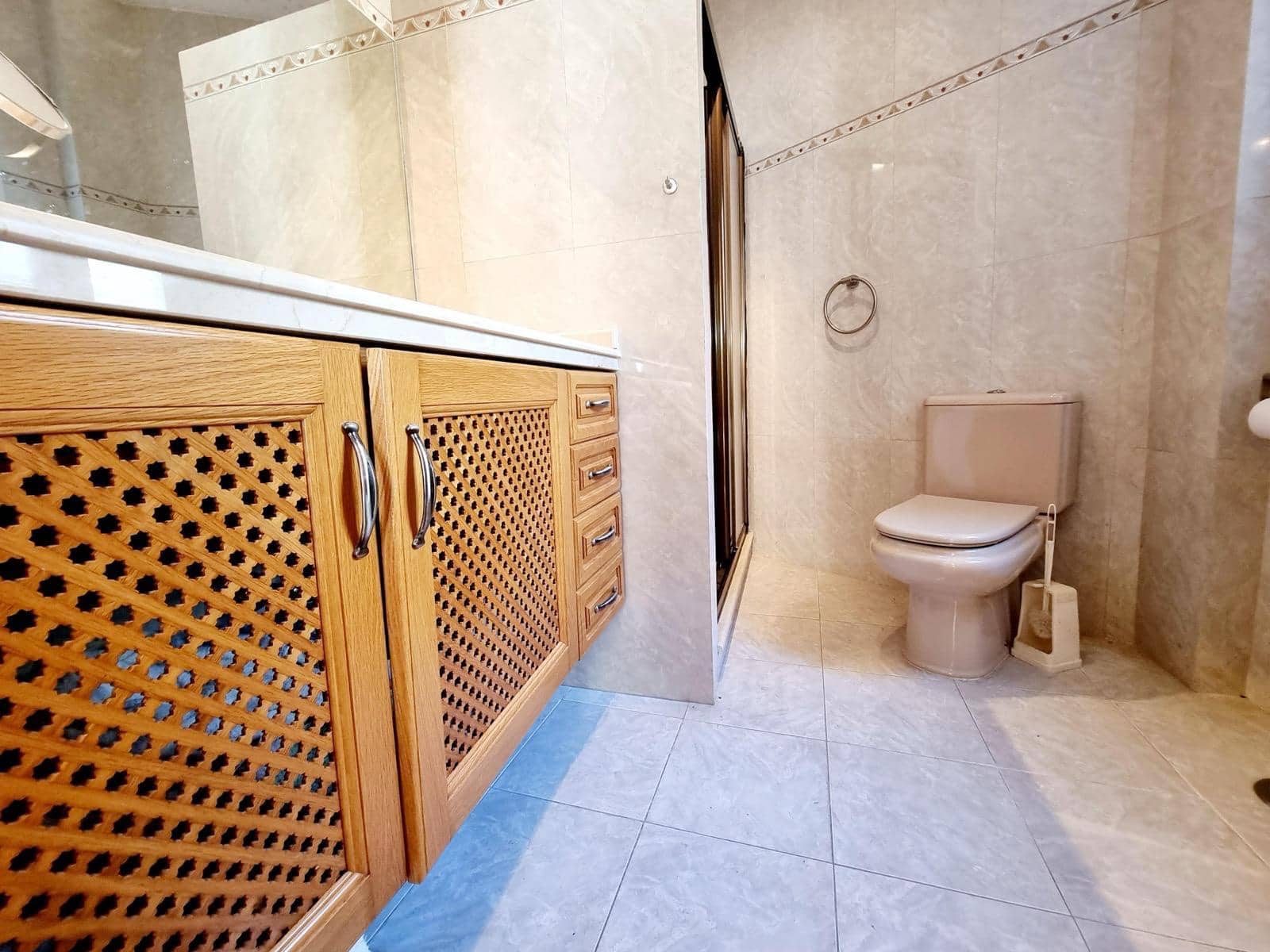 5 slaapkamer Villa te koop in Torrequebrada met zwembad garage - € 950.000 (Ref: 9850063)