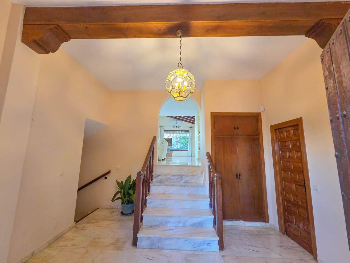3 soverom Villa til salgs i Torremuelle med svømmebasseng garasje - € 900 000 (Ref: 9861624)