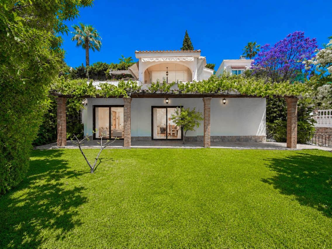3 soverom Villa til salgs i Torremuelle med svømmebasseng garasje - € 900 000 (Ref: 9861624)
