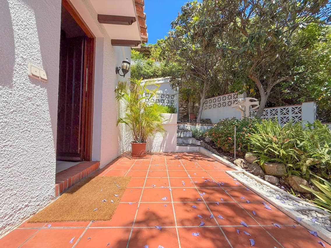 3 soverom Villa til salgs i Torremuelle med svømmebasseng garasje - € 900 000 (Ref: 9861624)