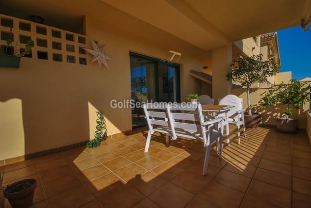 2 makuuhuone Huoneisto myytävänä paikassa Benalmadena Costa, Benalmádena mukana uima-altaan 
autotalli - 390 000 € (Ref: 9906610)