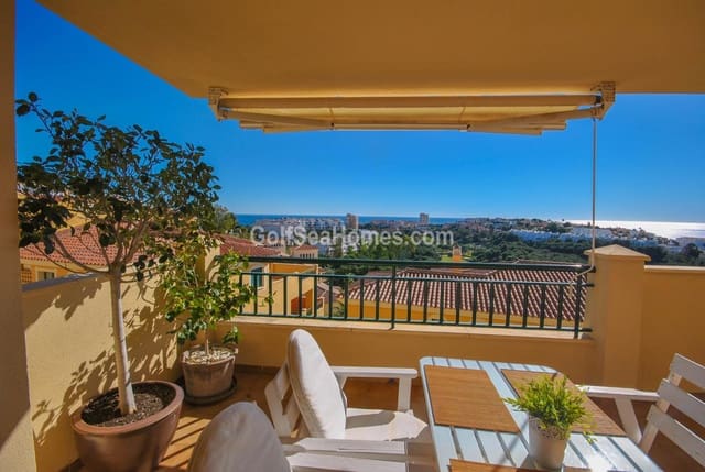 2 makuuhuone Huoneisto myytävänä paikassa Benalmadena Costa, Benalmádena mukana uima-altaan 
autotalli - 390 000 € (Ref: 9906610)