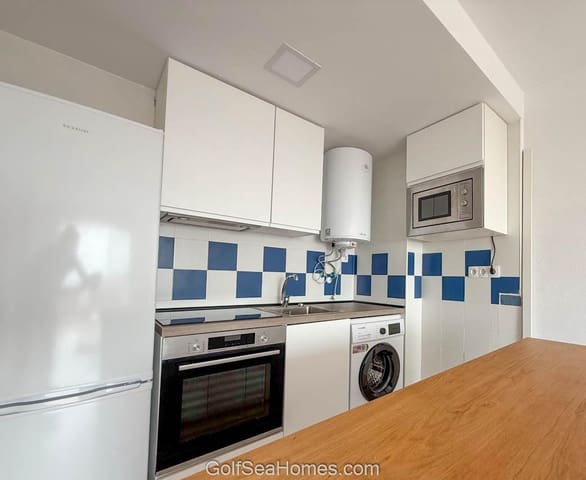2 makuuhuone Huoneisto vuokrattavana paikassa Benalmádena pueblo, Benalmádena mukana 
autotalli - 1 300 € (Ref: 9906611)