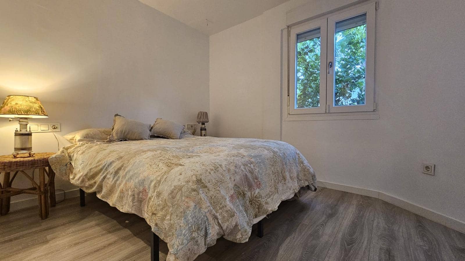 3 quarto Moradia para arrendar em Torrequebrada com piscina garagem - 2 400 € (Ref: 9937345)