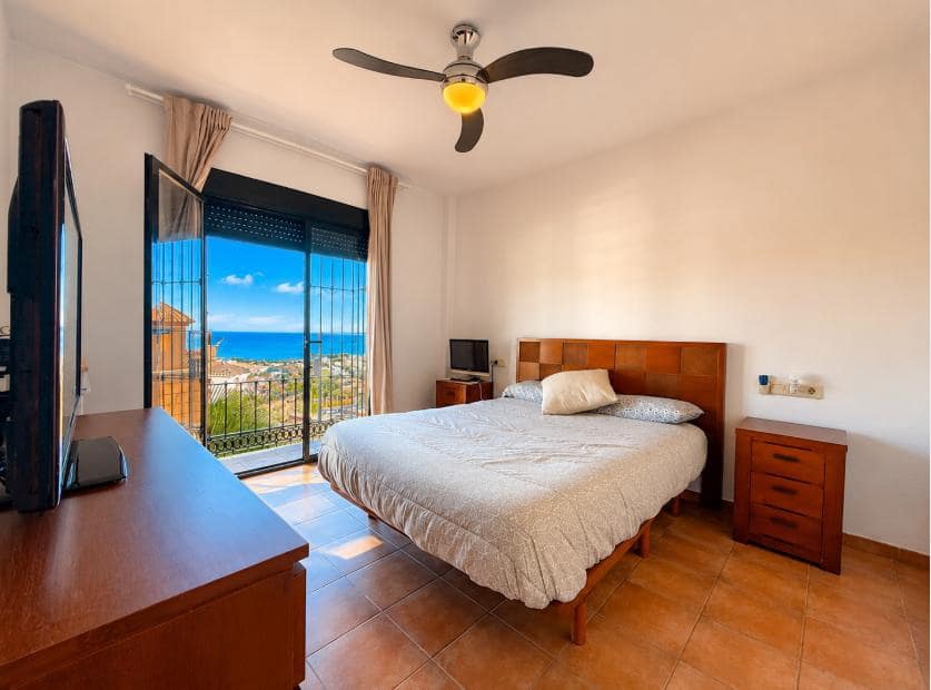 5 sovrum Villa till salu i Benalmadena med pool garage - 750 000 € (Ref: 9966002)