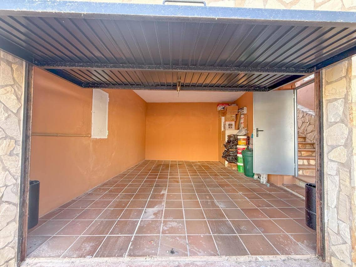 5 sovrum Villa till salu i Benalmadena med pool garage - 750 000 € (Ref: 9966002)