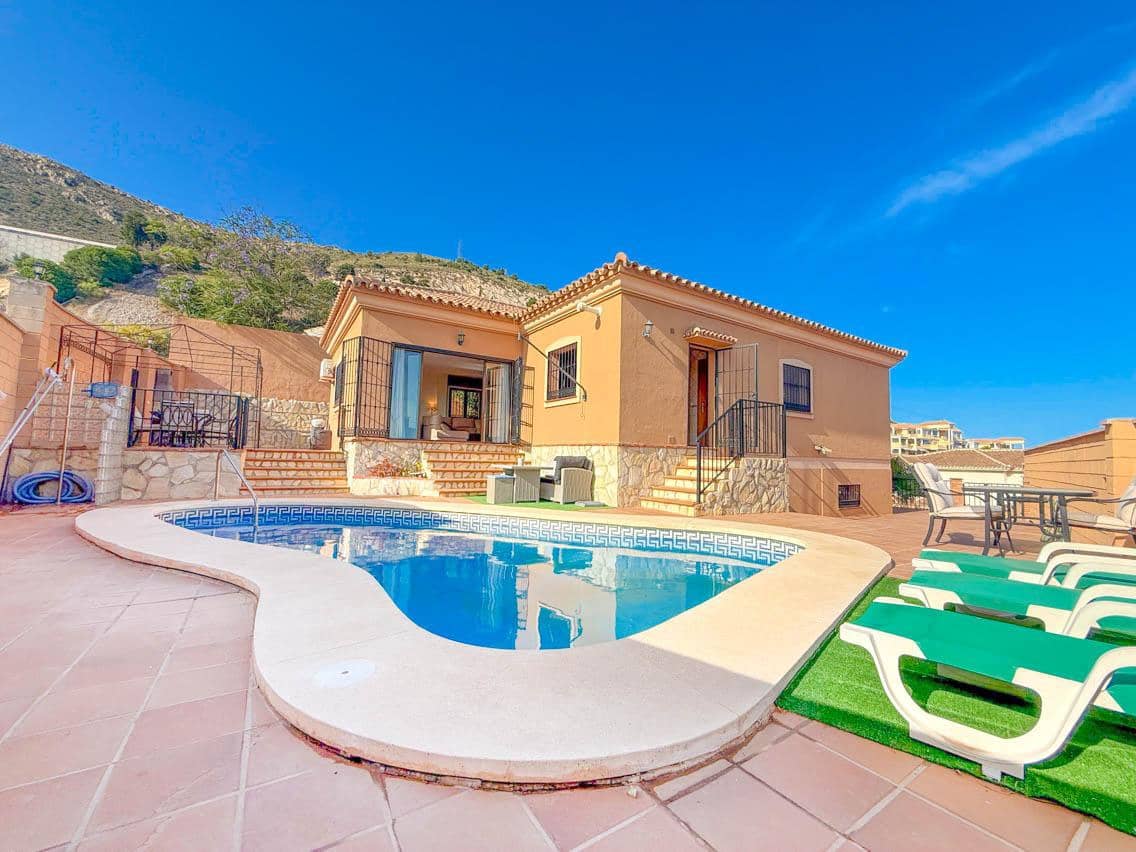 5 sovrum Villa till salu i Benalmadena med pool garage - 750 000 € (Ref: 9966002)