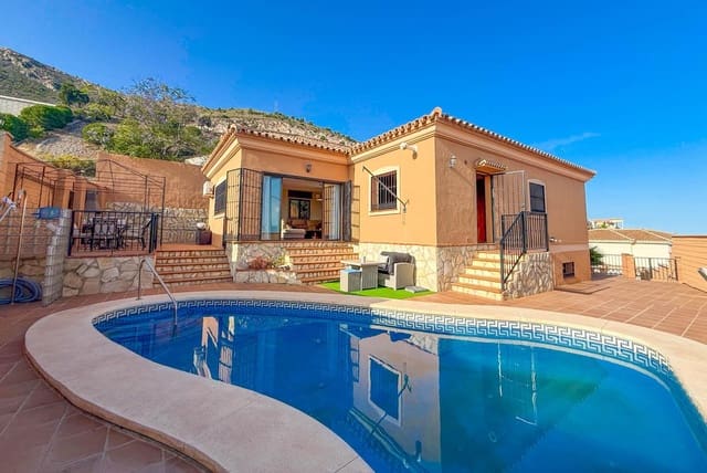 5 sovrum Villa till salu i Santangelo, Benalmádena med pool garage - 750 000 € (Ref: 9966002)